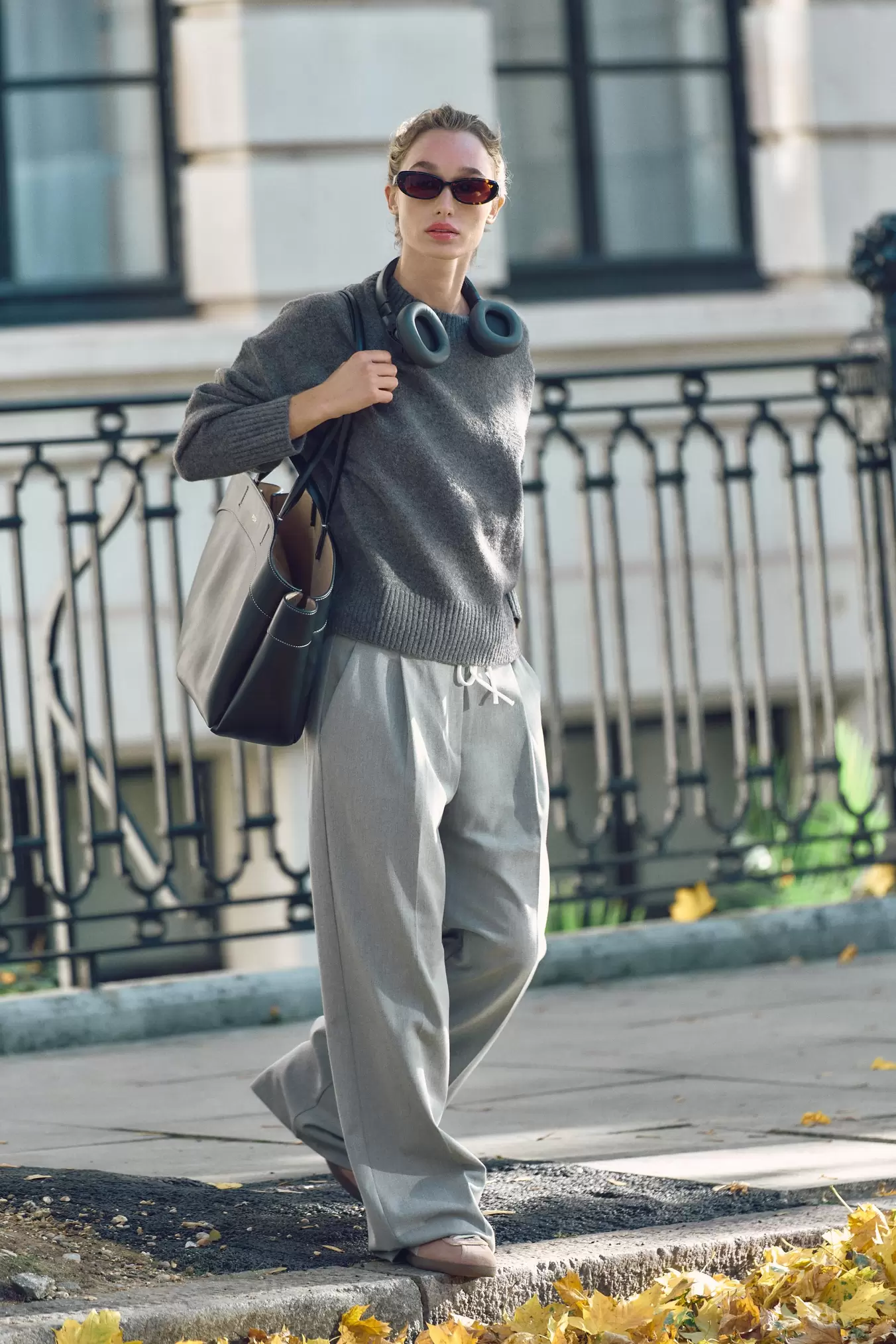 WIDE-LEG TROUSERS WITH DOUBLE WAISTBAND offers at S$ 75.9 in ZARA