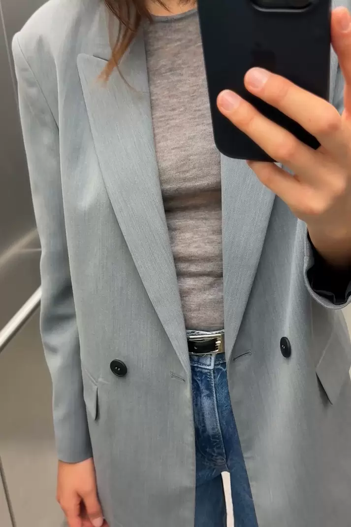 OVERSIZE DOUBLE-BREASTED BLAZER offers at S$ 99.9 in ZARA