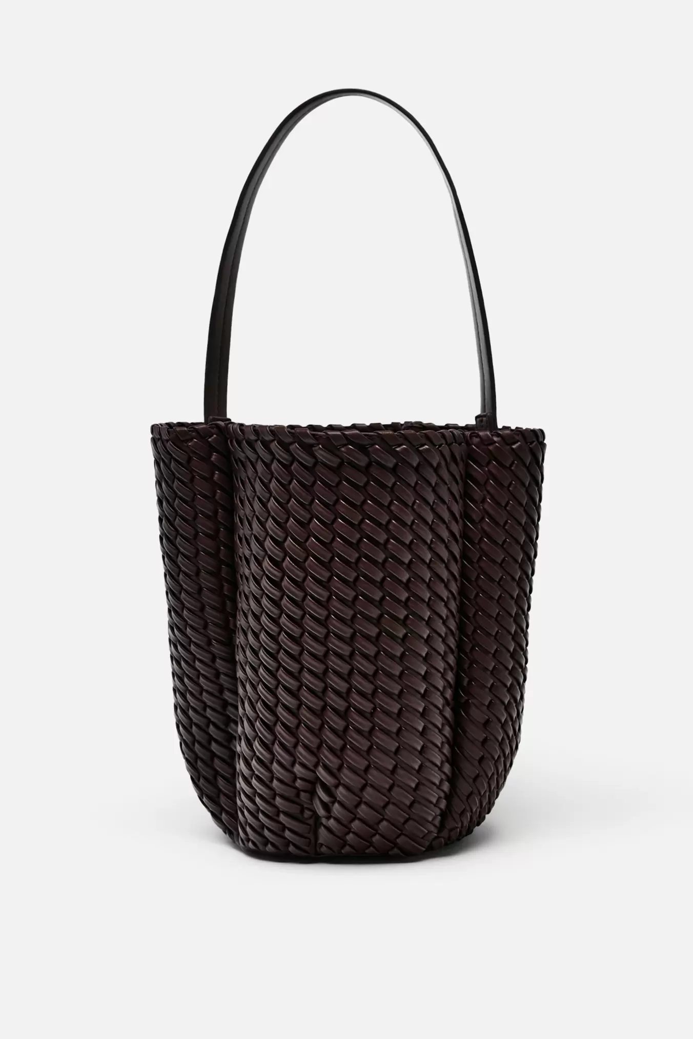 BRAIDED BUCKET BAG offers at S$ 119 in ZARA