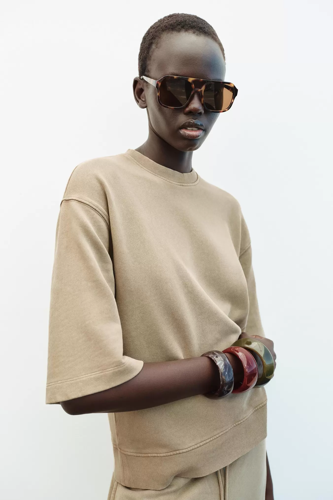 FADED-EFFECT OVERSIZE SWEATSHIRT offers at S$ 49.9 in ZARA