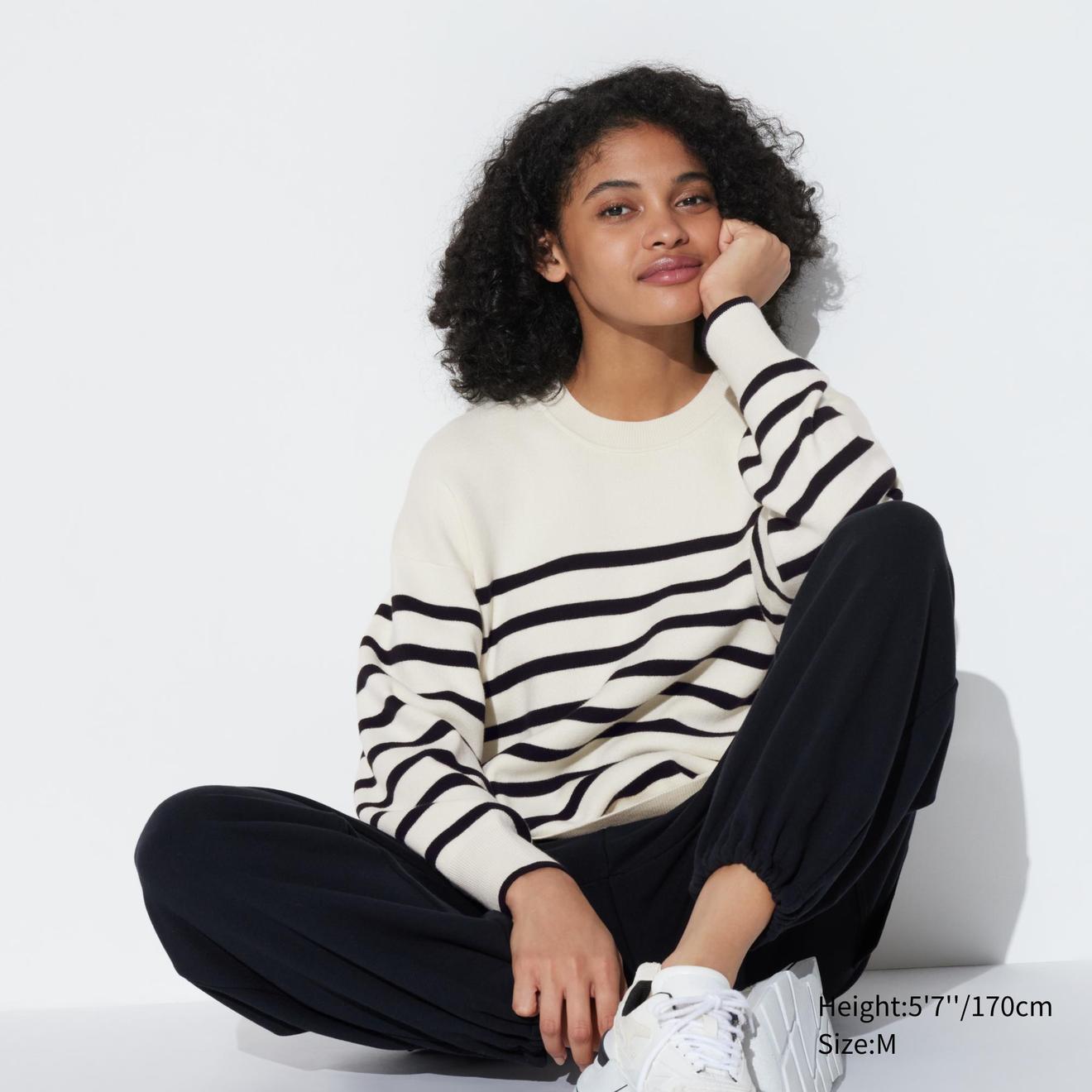 Smooth Cotton Relaxed Striped Long Sleeve Crew Neck Sweater offers at S$ 19.9 in Uniqlo