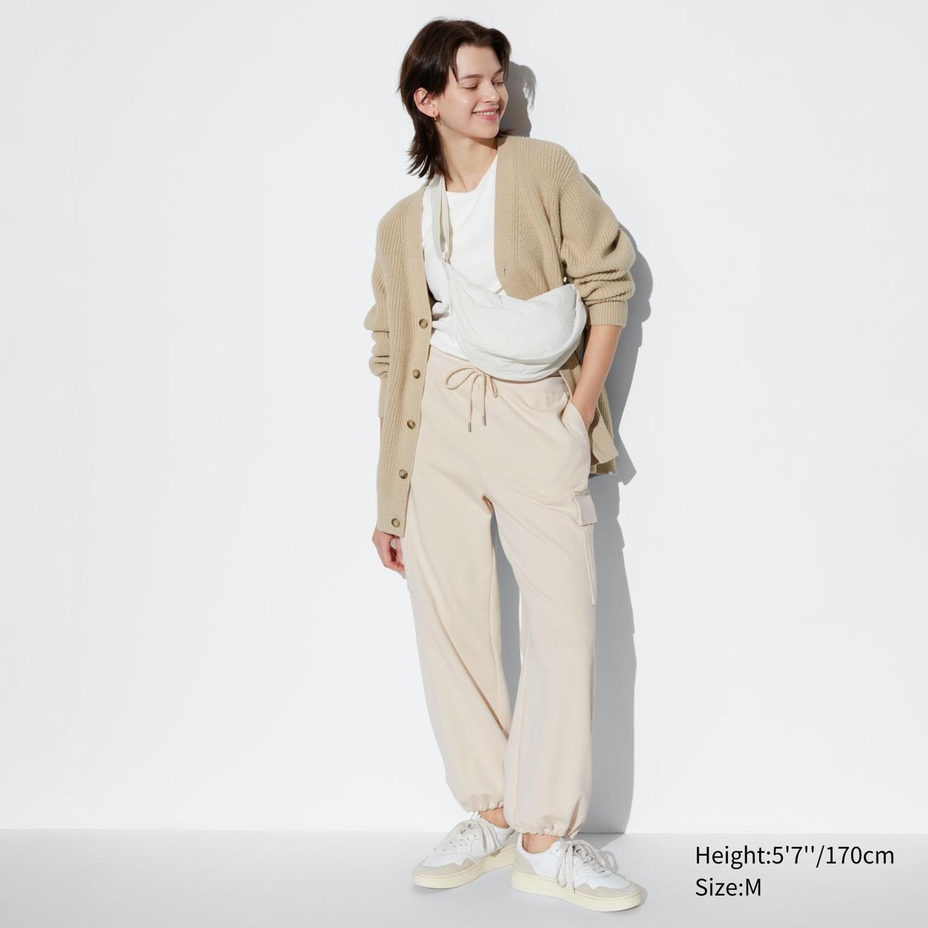 Sweat Cargo Pants offers at S$ 19.9 in Uniqlo