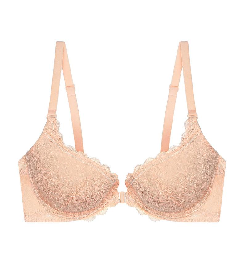 SIMPLY FASHION BLOSSOM WIRED PUSH UP FRONT FASTENING BRA offers at S$ 49.9 in Triumph