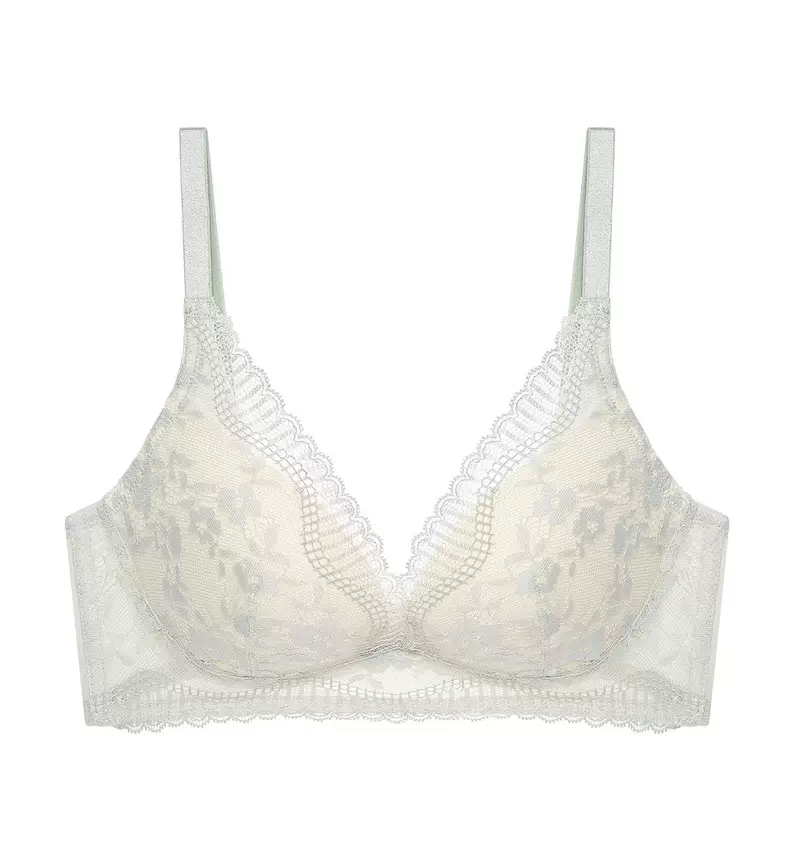 AQUA FRESH NON-WIRED DEEP V PUSH UP BRA offers at S$ 54.9 in Triumph