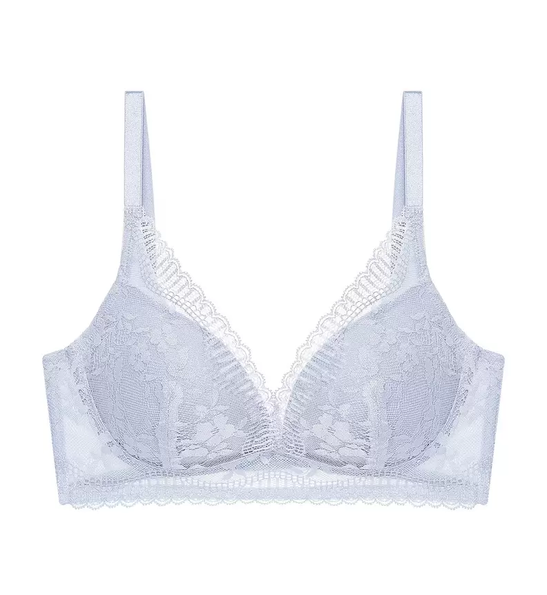 AQUA FRESH NON-WIRED DEEP V PUSH UP BRA offers at S$ 44.9 in Triumph