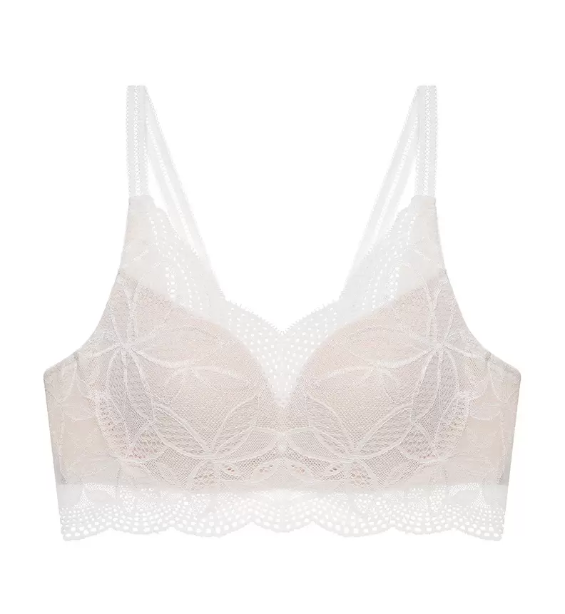 AQUA JADE NON-WIRED PUSH UP DEEP V BRA offers at S$ 89.9 in Triumph