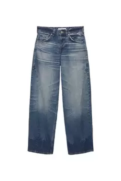 Balloon fit baggy jeans offers at S$ 89.9 in Pull & Bear