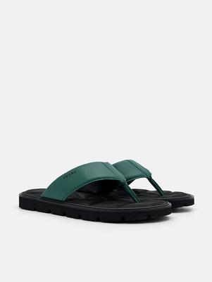 Thong Sandals in Pixel offers at S$ 69.9 in Pedro