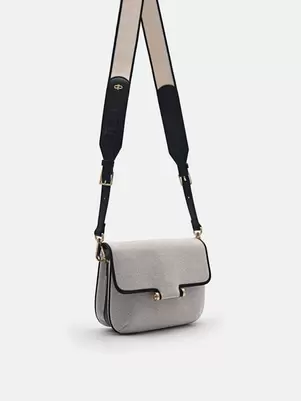 Yasmin Shoulder Bag offers at S$ 89.9 in Pedro