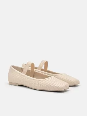 Eris Ballerina Flats offers at S$ 75.9 in Pedro