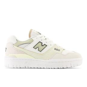 550                           Women's Shoes offers at S$ 90 in New Balance