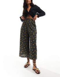 New Look ditsy cropped trousers in black offers at S$ 43.99 in asos