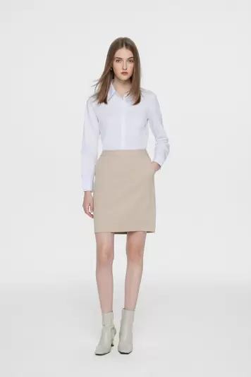 Penny Soft Touch Stretchable Plainweave Suit Skirt offers at S$ 49 in G2000