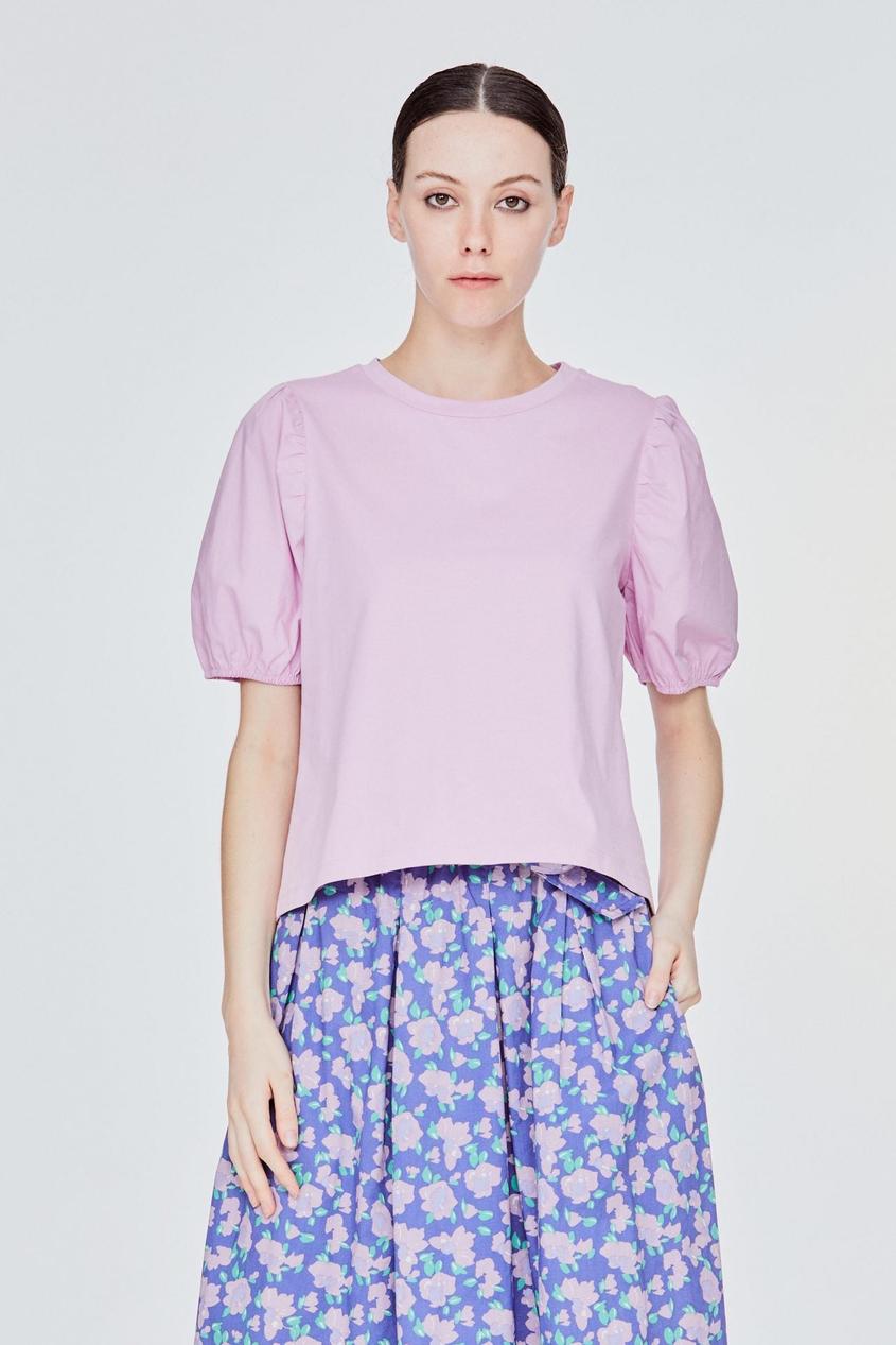 Contrast Puff Sleeve Top offers at S$ 19.9 in Iora