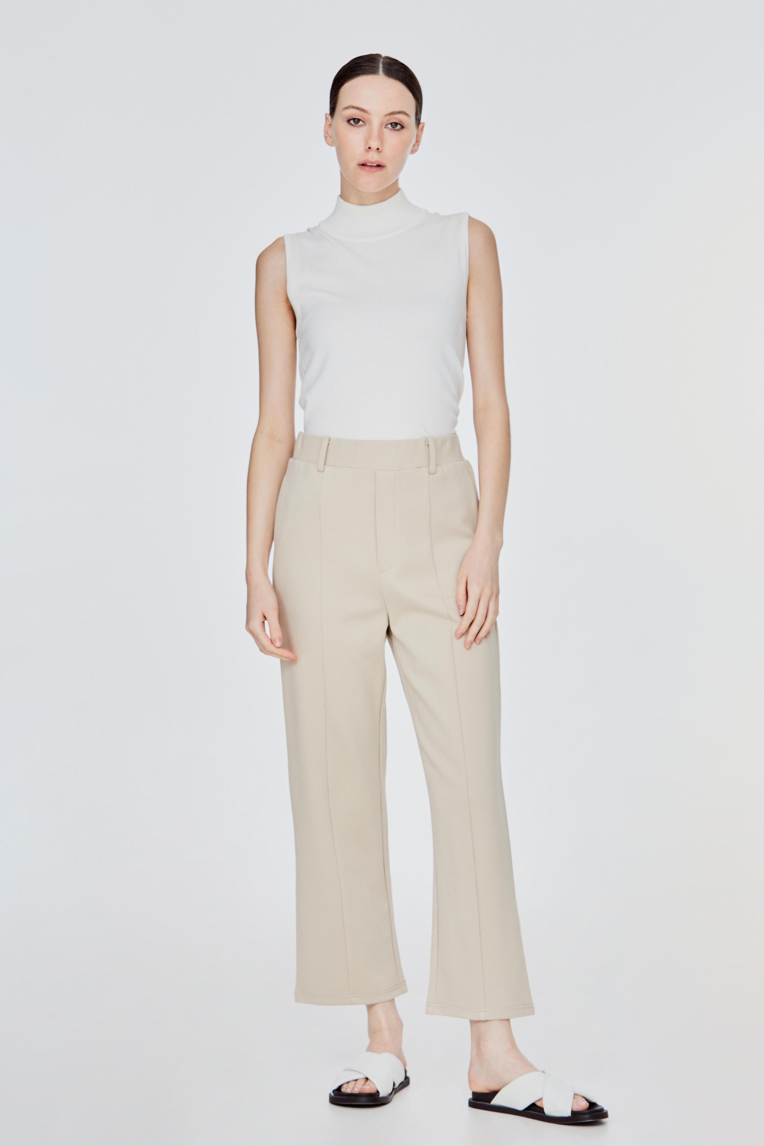 Pintuck Tailored Culottes offers at S$ 29.9 in Iora