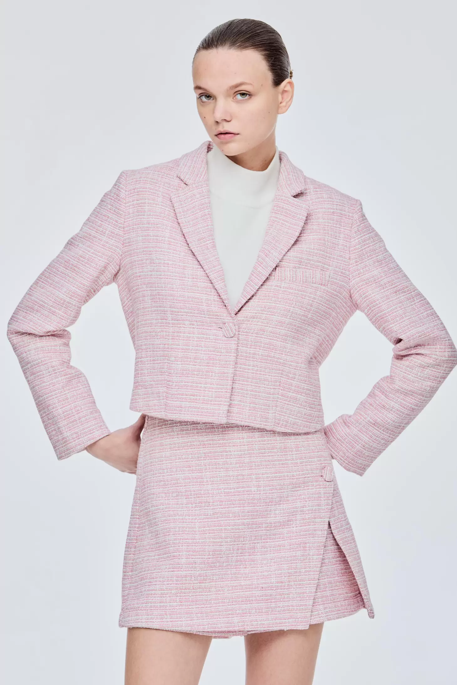 Basic Cropped Tweed Blazer offers at S$ 59.9 in Iora