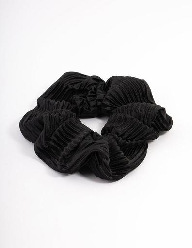 Fabric Plisse Black Scrunchie offers at S$ 3 in Lovisa