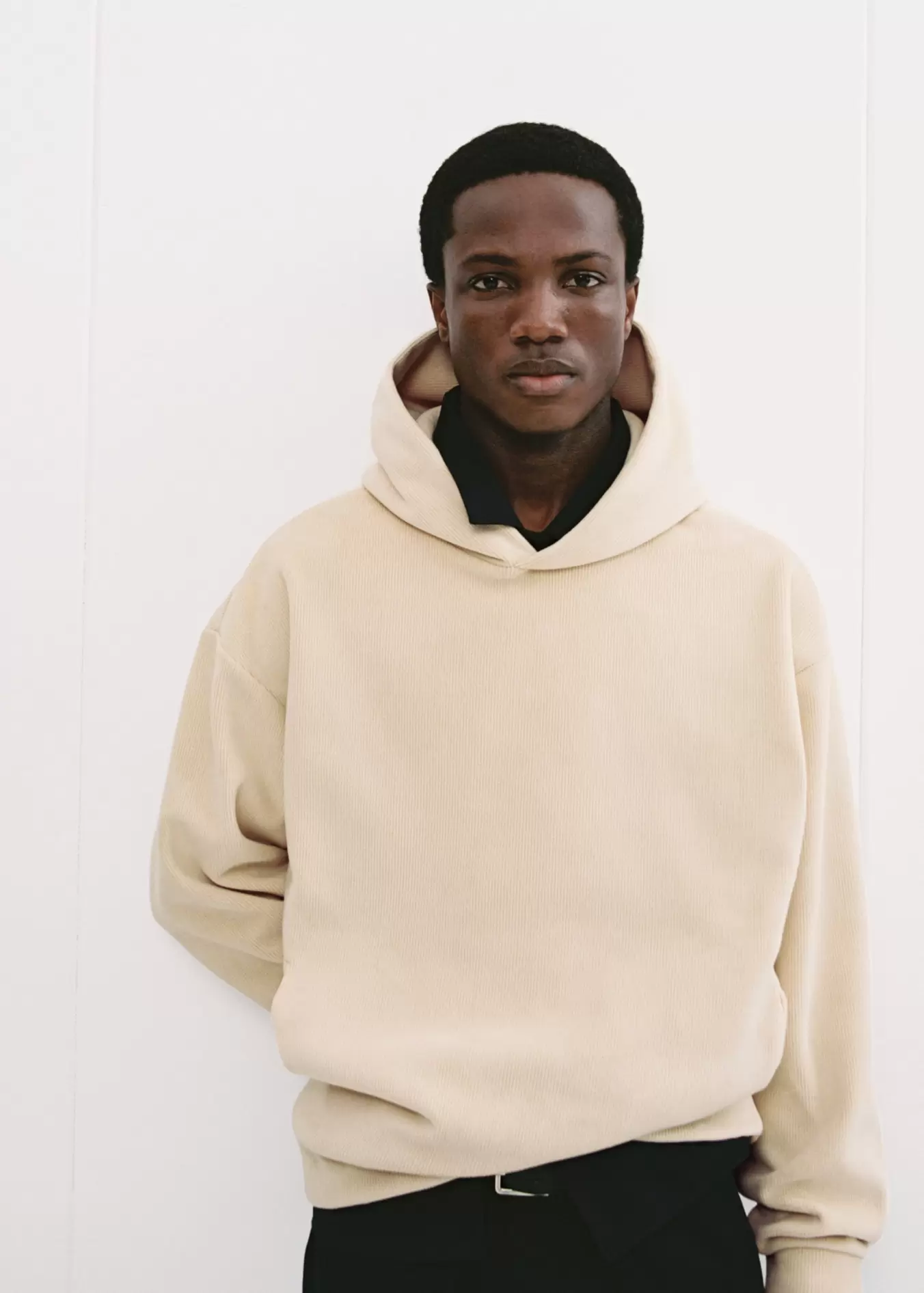 Corduroy hooded sweatshirt offers at S$ 99.9 in Mango