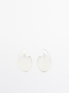 Droplet detail earrings offers at S$ 99 in Massimo Dutti