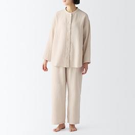 W's Cheeze cloth gauze  L/S Pajamas offers at S$ 49.9 in MUJI