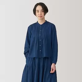 Women's Cotton veil indigo L/S blouse offers at S$ 29 in MUJI