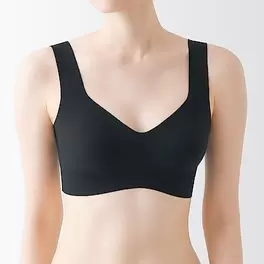 W's Complete seamless half top bra offers at S$ 29.9 in MUJI