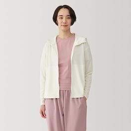 Women's UV protection zip-up hoodie offers at S$ 39 in MUJI