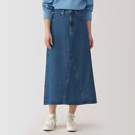 Women's Kapok blend denim A Line Skirt offers at S$ 59 in MUJI