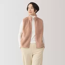 Women's Boa fleece vest offers at S$ 39.9 in MUJI