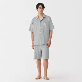 M's Wearable piled towel S/Slv pajamas offers at S$ 49.9 in MUJI